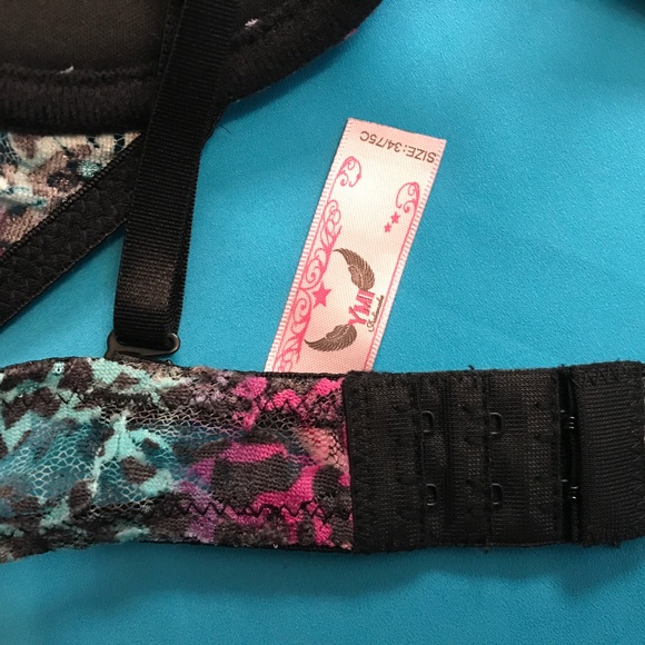 Turquoise and fuchsia patterned, padded, lace bra - Picture 3 of 3